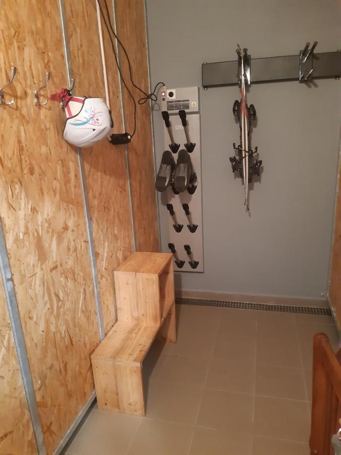 Apartman U Mamuta Dolni Morava Exterior photo