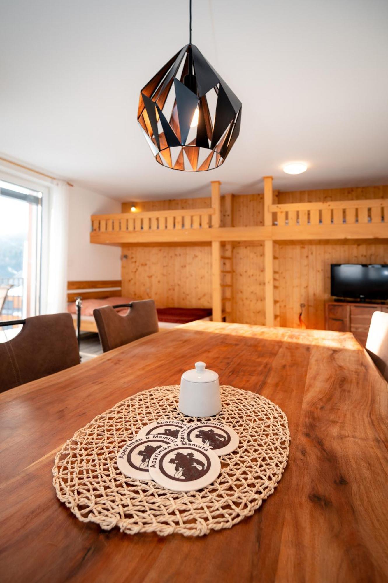 Apartman U Mamuta Dolni Morava Exterior photo