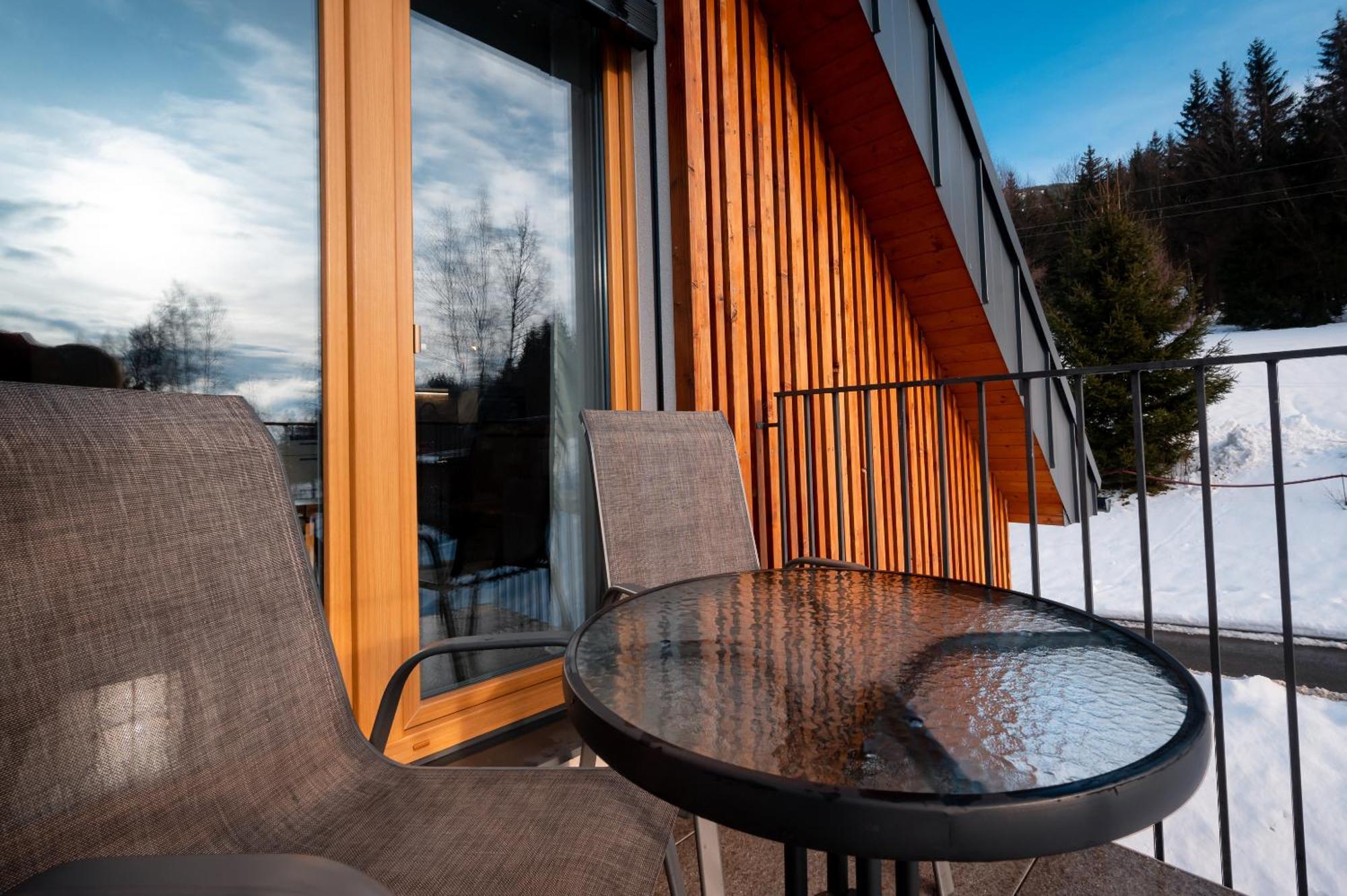 Apartman U Mamuta Dolni Morava Exterior photo